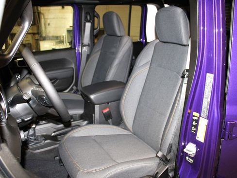 New 2026 Jeep Gladiator Sport image 22