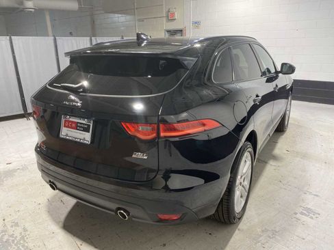 Used 2017 Jaguar F-PACE R-Sport image 26