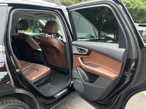 Used 2019 Audi Q7 2.0T Premium Plus w/ Premium Plus Package AWD/4WD image 39