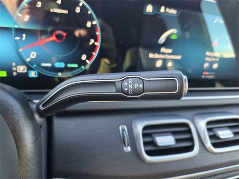 Used 2023 Mercedes-Benz GLS 450 4MATIC image 34