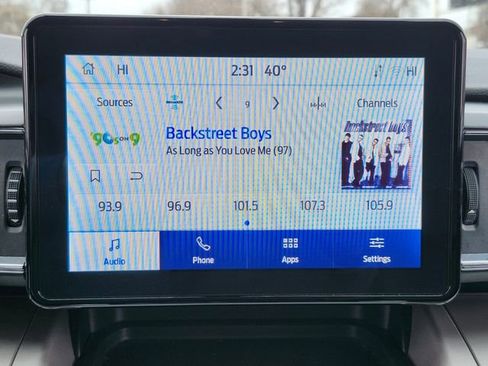 Used 2024 Ford Explorer XLT w/ Equipment Group 202A image 22