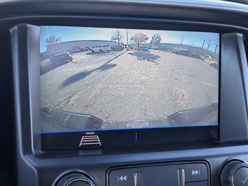 Used 2022 Chevrolet Colorado LT w/ Fleet Safety Package image 12