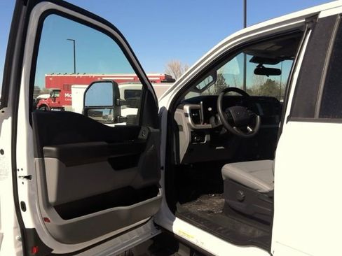New 2026 Ford F450 XL w/ XL Chrome Package AWD/4WD image 14