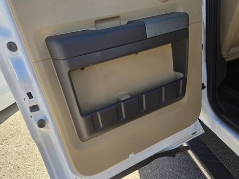 Used 2011 Ford F250 Lariat w/ Lariat Interior Pkg AWD/4WD image 20