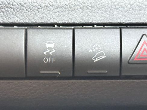 Used 2015 Jeep Wrangler Unlimited Sport w/ Quick Order Package 24S AWD/4WD image 27