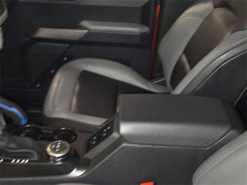 Used 2023 Ford Bronco Black Diamond image 20