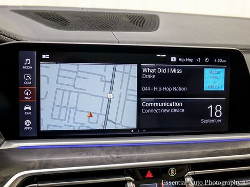 Used 2022 BMW X5 xDrive40i w/ Climate Comfort Package image 14