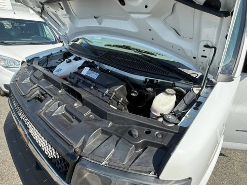 Used 2022 Chevrolet Express 3500 w/ Power Convenience Package RWD image 64