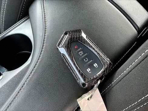 Used 2021 Chevrolet Camaro SS RWD image 31