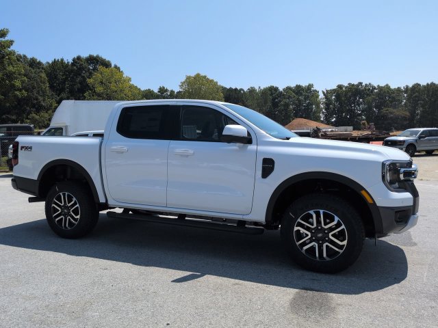 Used 2026 Ford Ranger Lariat w/ FX4 Off-Road Package AWD/4WD image 2