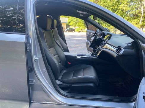 Used 2021 Honda Accord Sport image 45