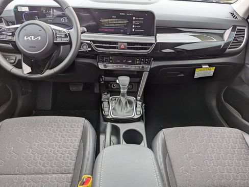 New 2026 Kia Seltos S FWD image 14