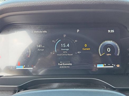 Used 2023 Jeep Grand Cherokee Limited RWD image 3