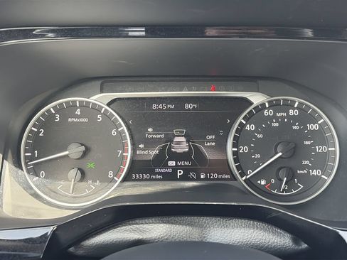 Used 2025 Nissan Pathfinder SV FWD image 8