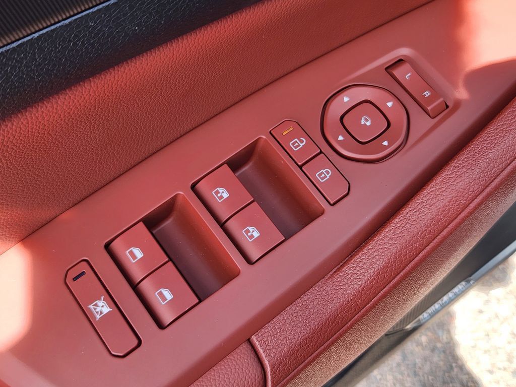 New 2026 Kia Sportage SX AWD/4WD image 7