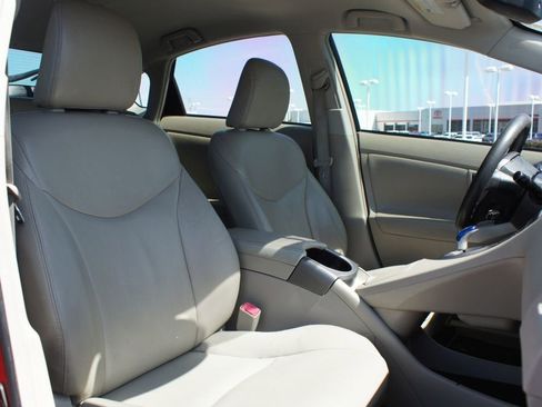 Used 2012 Toyota Prius Three image 22