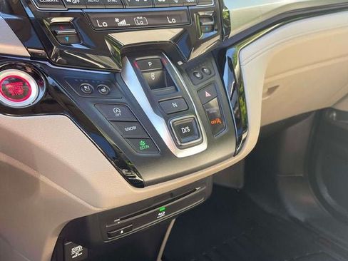 Used 2019 Honda Odyssey Elite image 31
