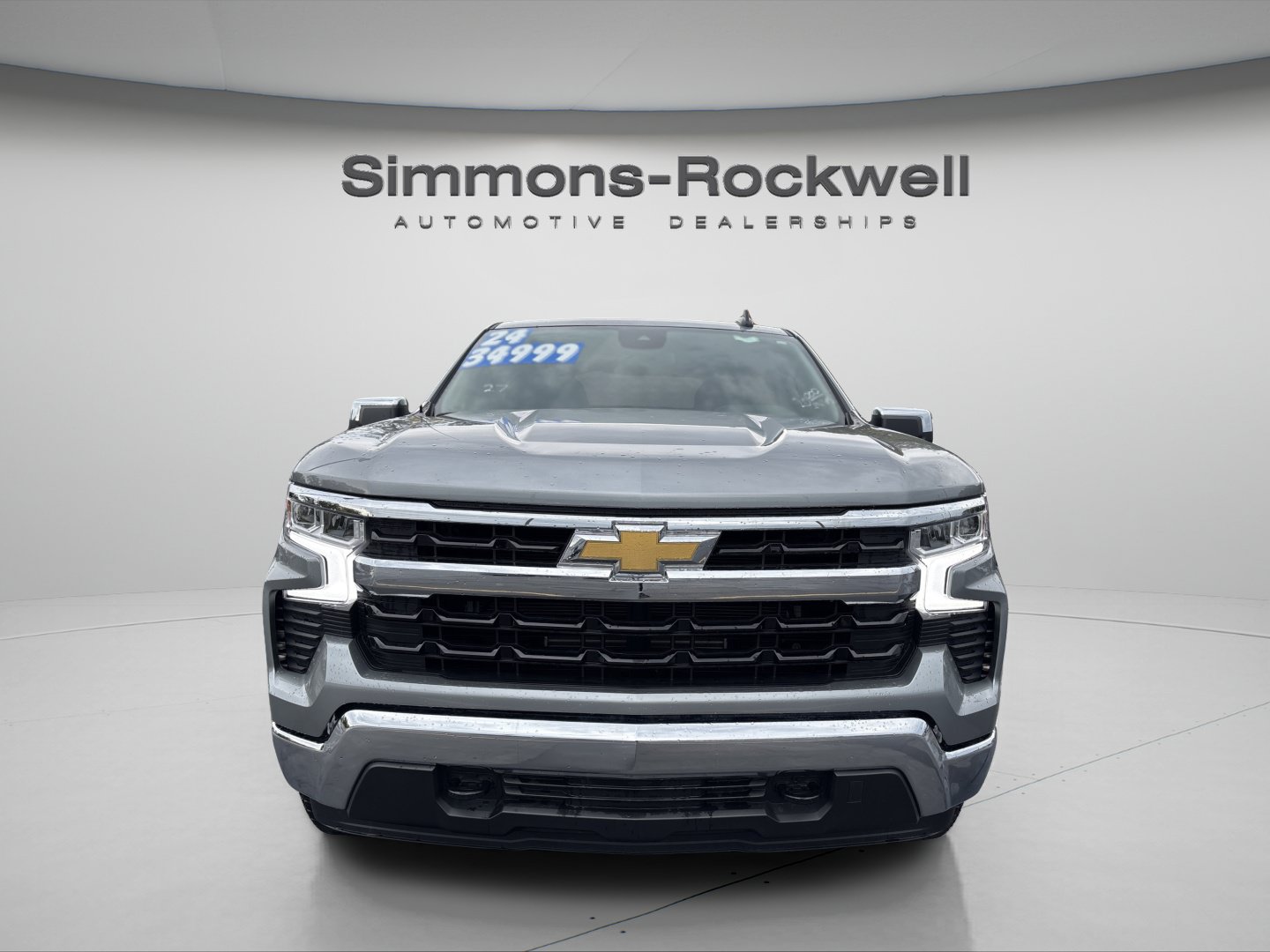 Used 2024 Chevrolet Silverado 1500 LT AWD/4WD image 7