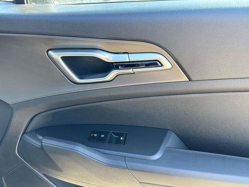 New 2026 Kia Sportage S image 17
