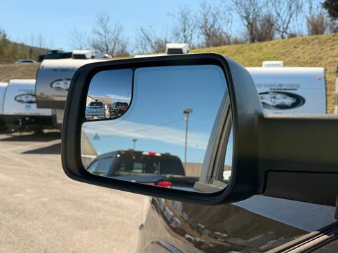 Used 2026 RAM 1500 Laramie AWD/4WD image 10