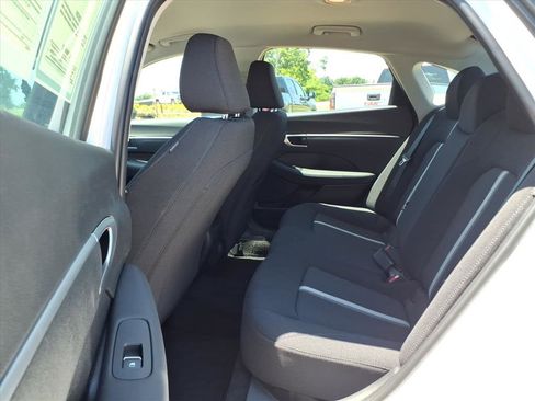 Used 2025 Hyundai Sonata SE FWD image 11