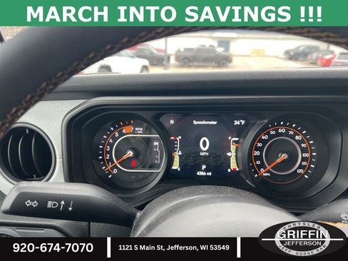 Used 2024 Jeep Wrangler Sport S image 15