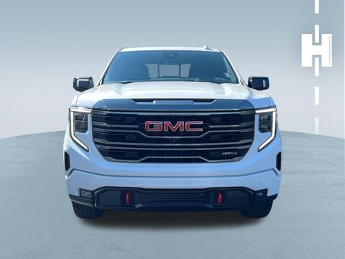 Used 2023 GMC Sierra 1500 AT4 w/ AT4 Premium Package AWD/4WD image 2