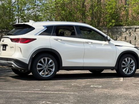 Used 2022 INFINITI QX50 Luxe AWD/4WD image 4