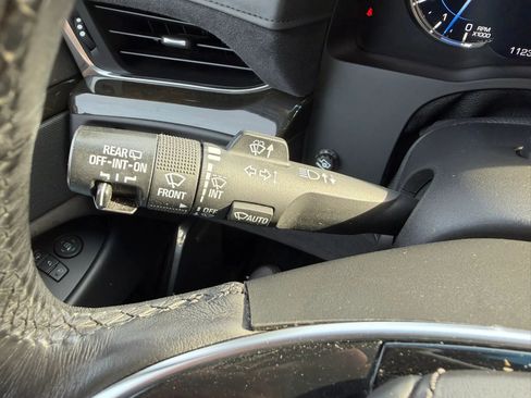 Used 2017 Cadillac Escalade ESV Platinum image 20