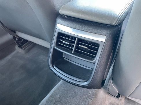 Used 2015 Chevrolet Impala LT FWD image 26