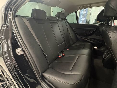 Used 2017 BMW 320i xDrive Sedan image 23