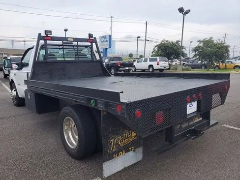 Used 2006 Ford F350 2WD Regular Cab DRW Super Duty image 5