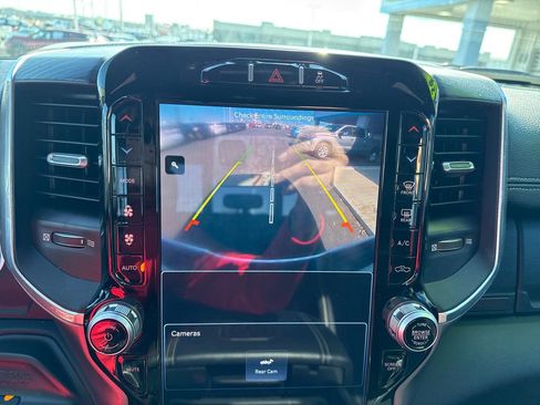 Used 2024 RAM 2500 Laramie w/ Sport Appearance Package image 25