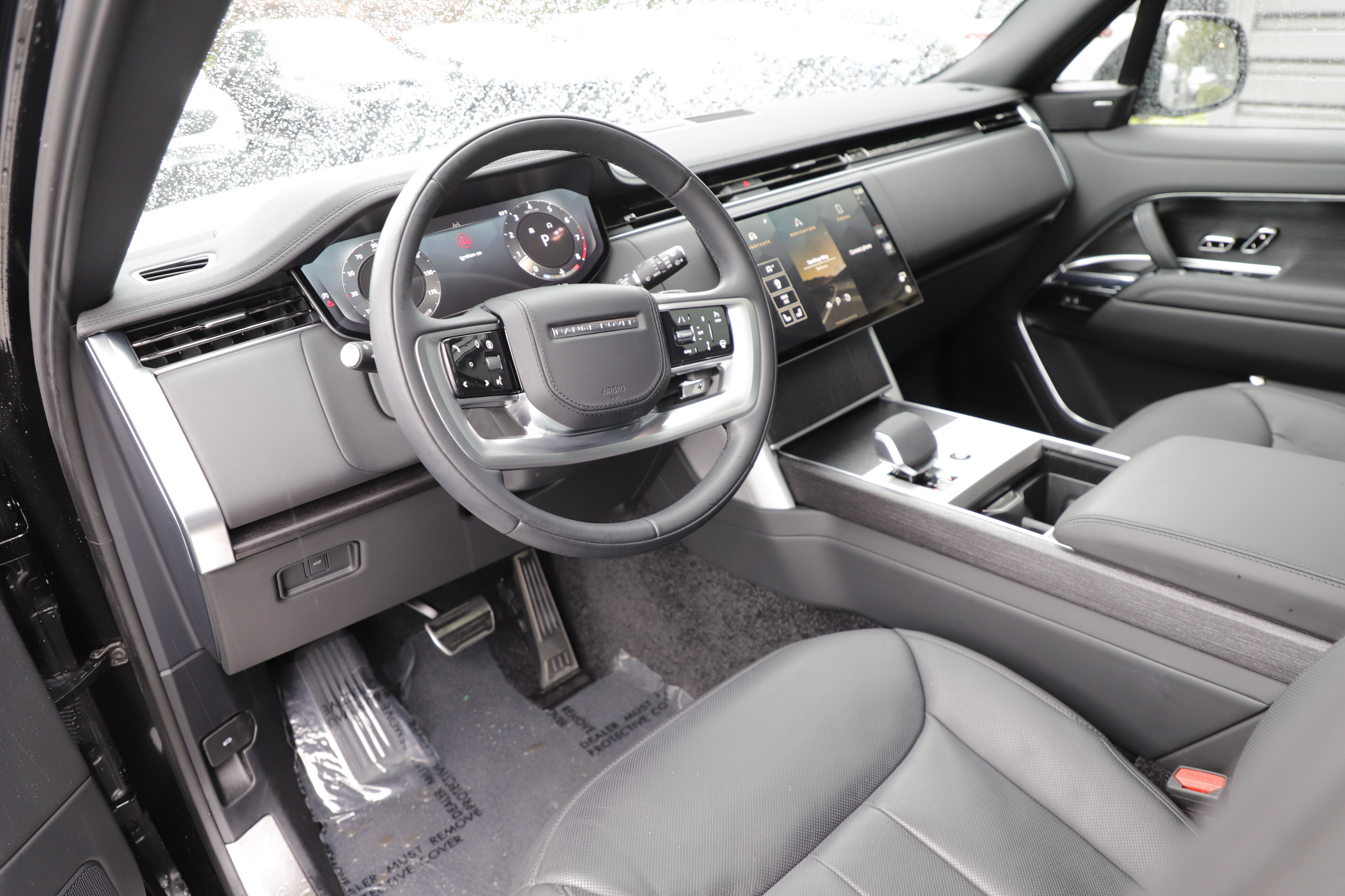 Certified 2024 Land Rover Range Rover SE AWD/4WD image 16
