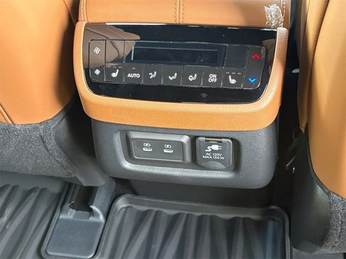 New 2026 INFINITI QX60 Autograph image 15