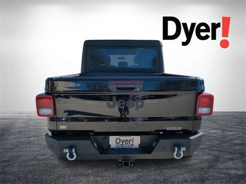 Used 2020 Jeep Gladiator Sport image 5