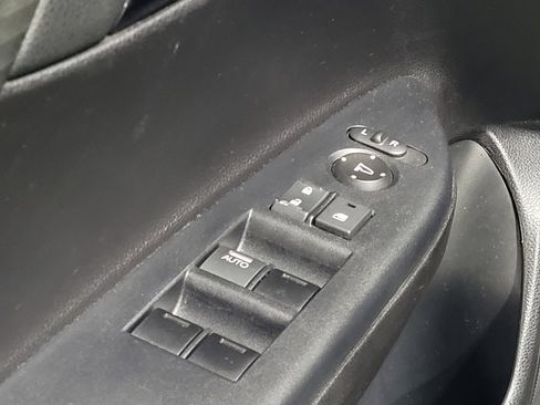Used 2017 Honda Accord LX image 27