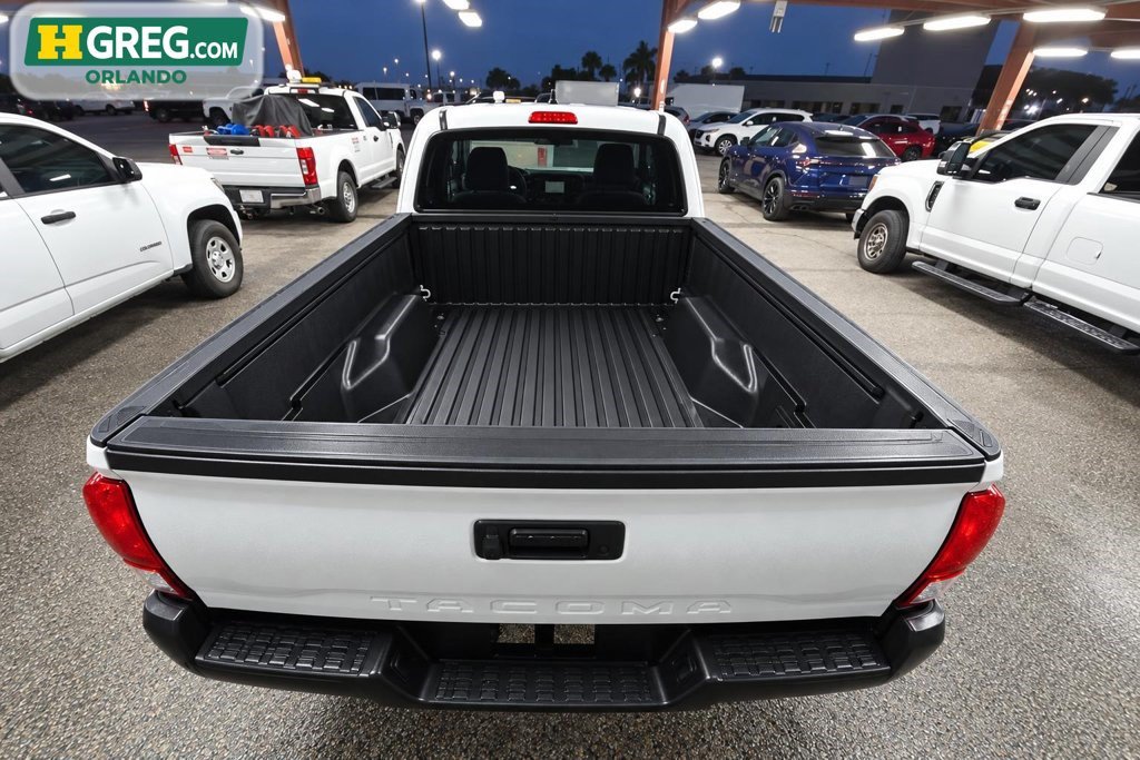 Used 2022 Toyota Tacoma SR RWD image 17