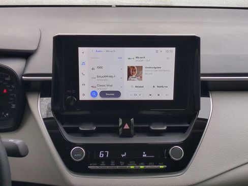 Certified 2025 Toyota Corolla LE image 17