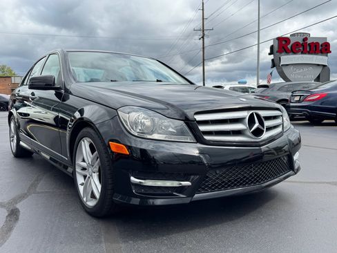 Used 2013 Mercedes-Benz C 300 4MATIC Sedan image 39