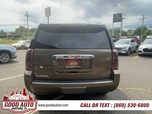 Used 2016 GMC Yukon Denali w/ Open Road Package AWD/4WD image 21