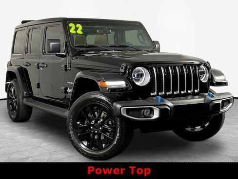 Used 2022 Jeep Wrangler Unlimited Sahara w/ Cold Weather Group AWD/4WD image 3