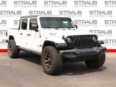 Used 2021 Jeep Gladiator Sport AWD/4WD image 1