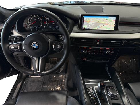 Used 2016 BMW X5 M image 12
