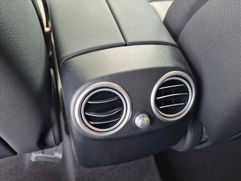Certified 2021 Mercedes-Benz GLC 300 image 17