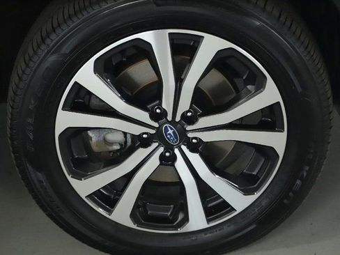 Certified 2023 Subaru Forester Limited AWD/4WD image 10