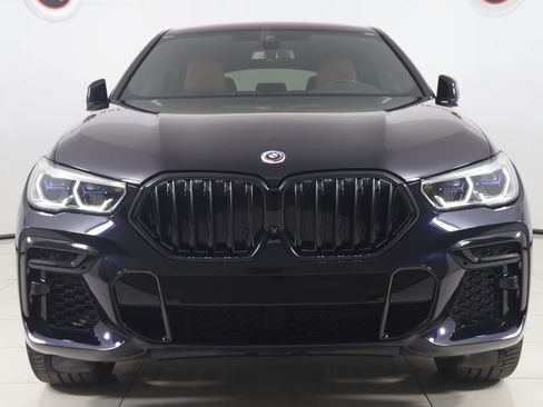 Used 2022 BMW X6 M50i w/ Executive Package image 61