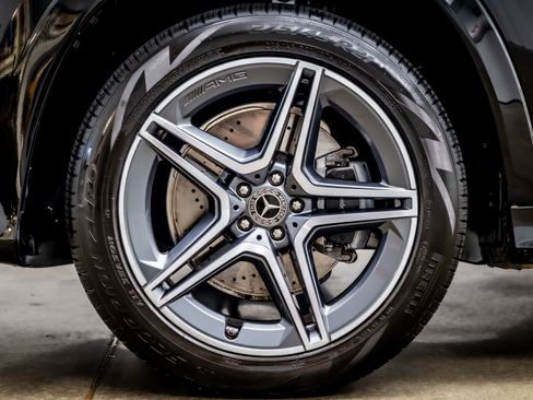 Used 2025 Mercedes-Benz GLS 450 GLS 450 image 32