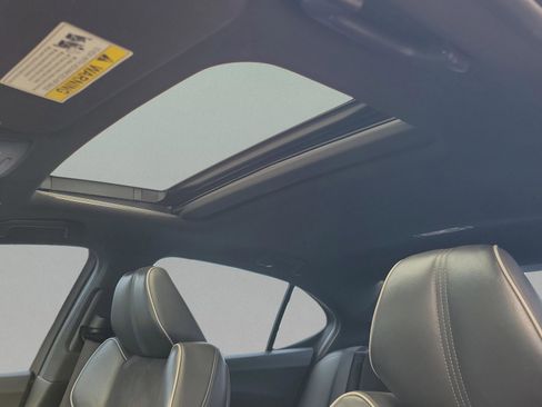 Used 2018 Acura TLX V6 w/ Technology & A-SPEC Pkg image 34