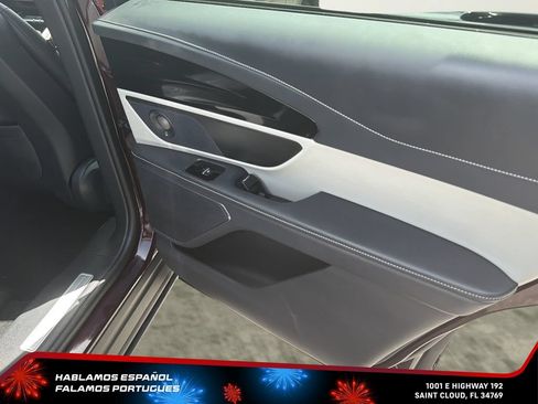 Used 2024 Lincoln Nautilus Premier w/ Equipment Group 102A AWD/4WD image 29